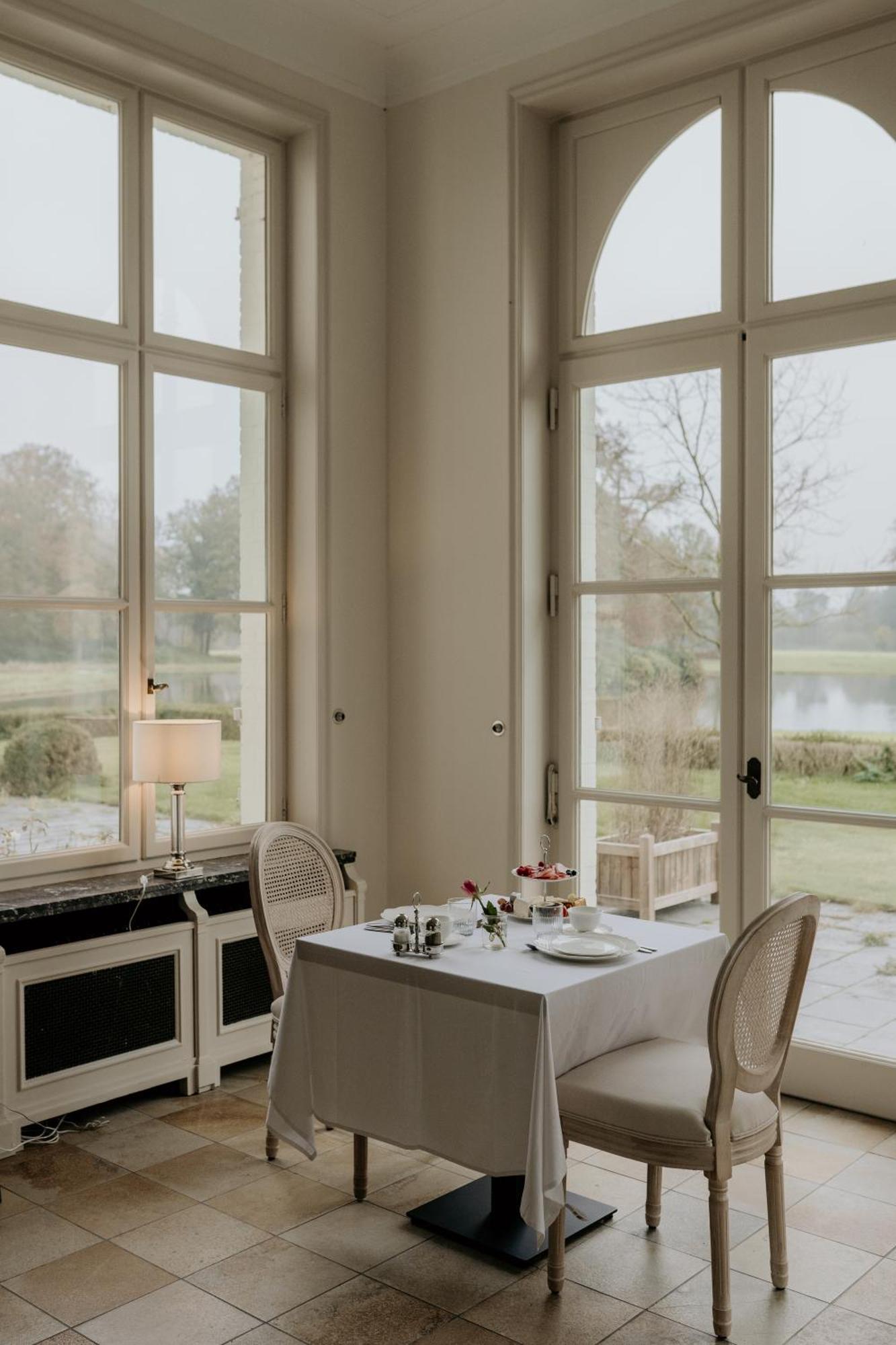 B&B Kasteel Den Tip Arendonk Exterior photo